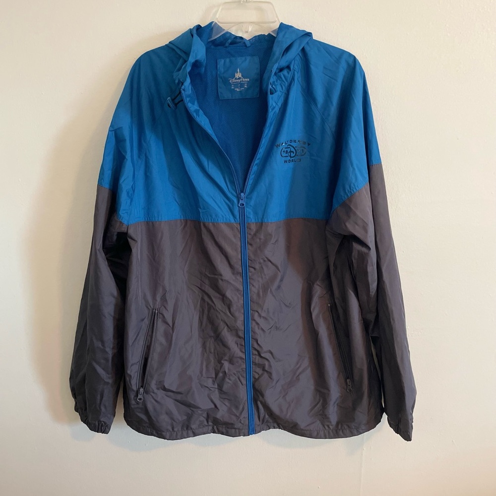 WALT DISNEY WORLD 1971 WINDBREAKER